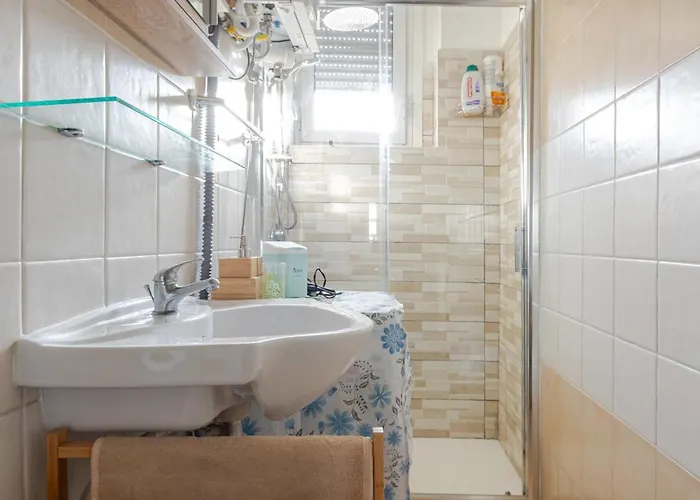 Rogoredo Santa Giulia 아파트 *