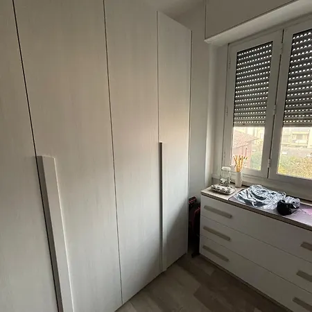 Modern Near Rogoredo מילאנו